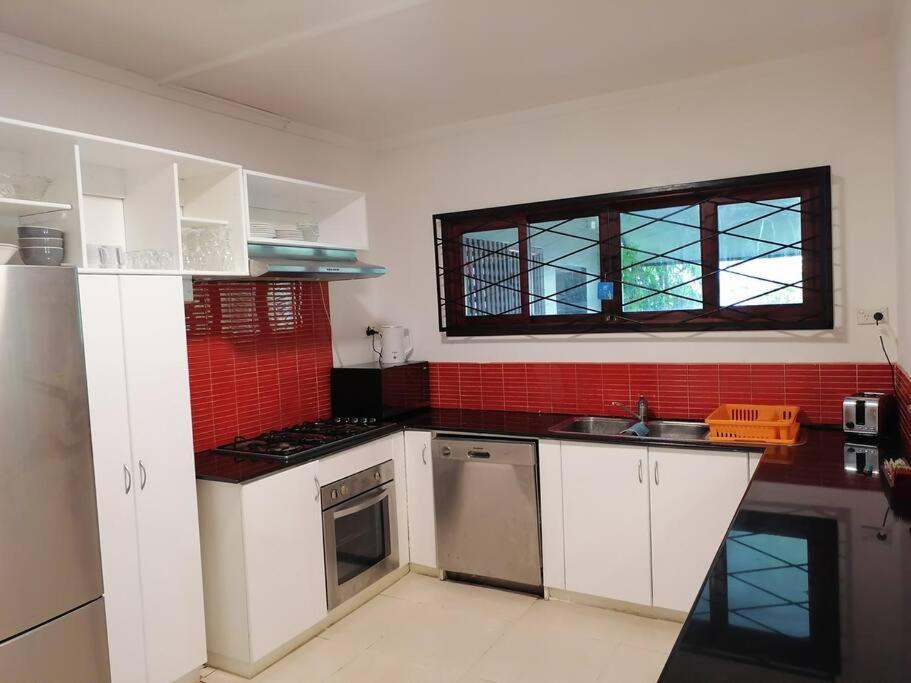 Private Nasoso 4 Bedroom House Nadi Exterior foto
